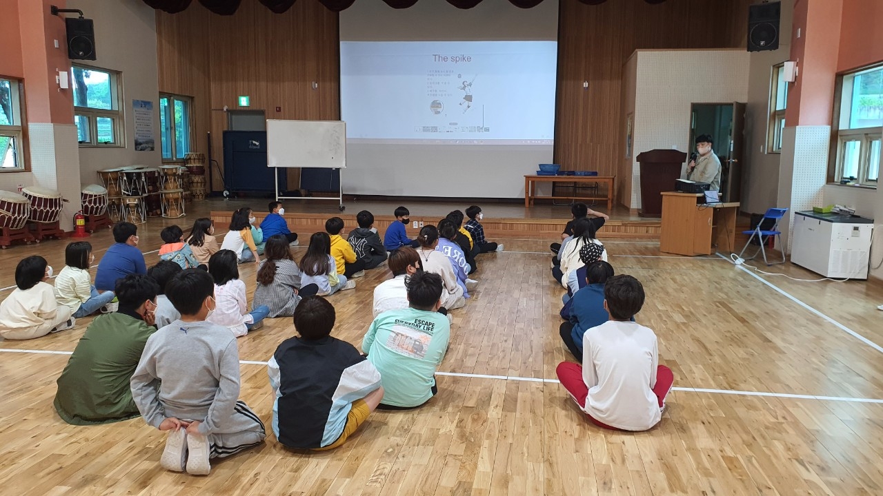 자주 동아리 구성하기